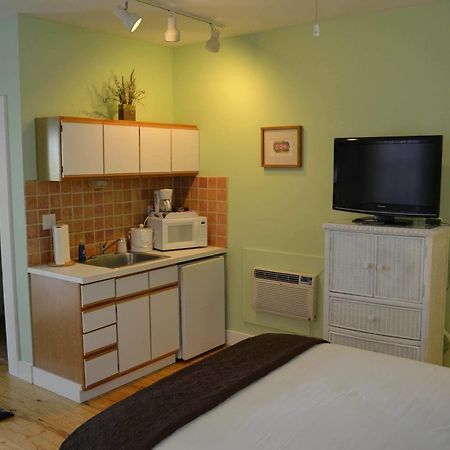 Speakeasy Inn (Adults Only) คีย์เวสต์ ภายนอก รูปภาพ
