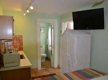 Speakeasy Inn (Adults Only) คีย์เวสต์ ภายนอก รูปภาพ